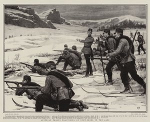 Tropas austríacas praticando em sapatos de neve nos Alpes